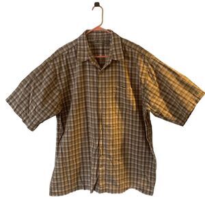 Pre Owned Men’s Ferruche Short Sleeve Butron Up Shirt Sz XXL Beige Classic Style